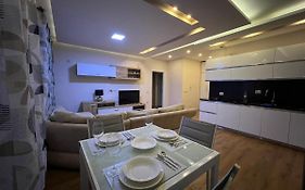 Miki Apartment